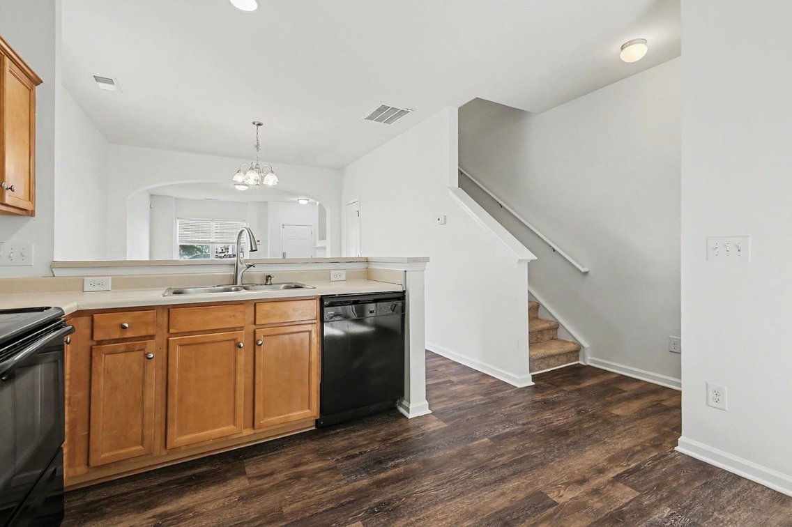 Townhome End-Unit in Charlotte, NC