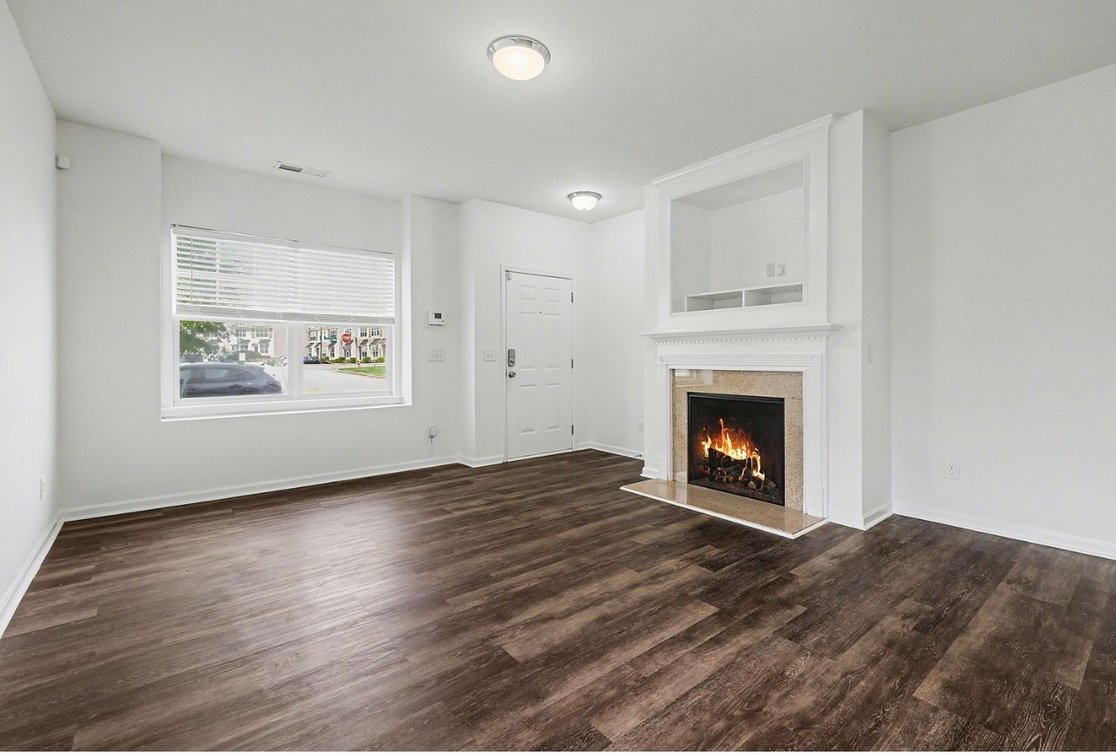 Townhome End-Unit in Charlotte, NC