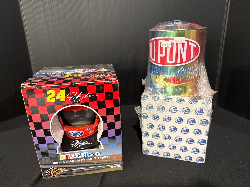 Jeff Gordon No. 24 NASCAR Helmet Snowglobe and Can Bank