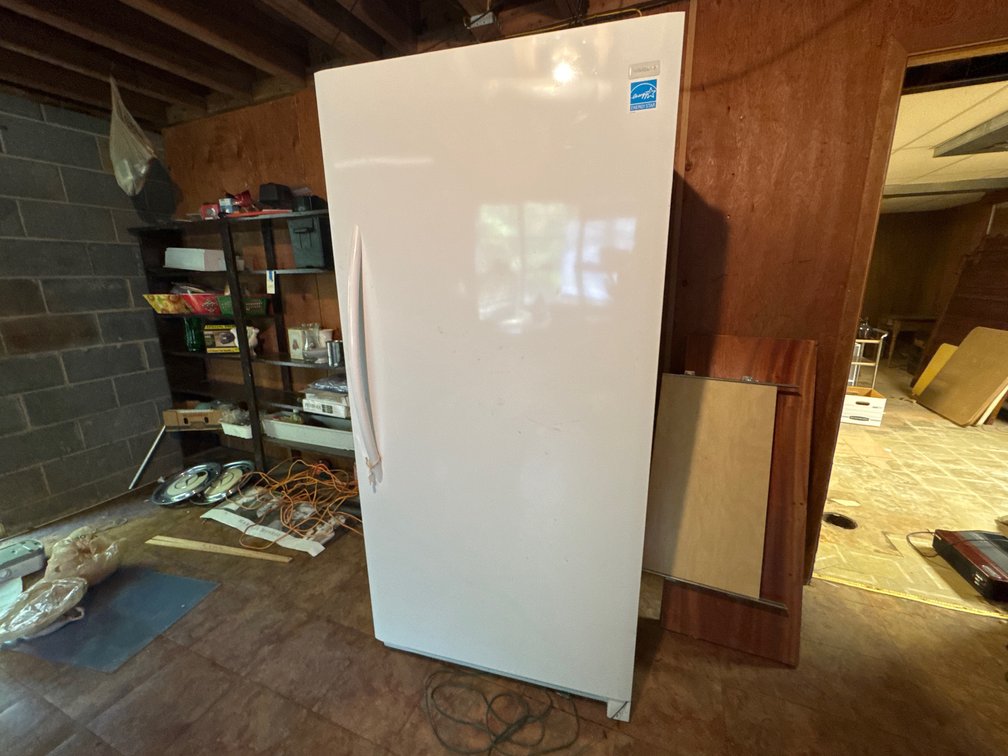 Frigidaire Single-Door Upright Freezer