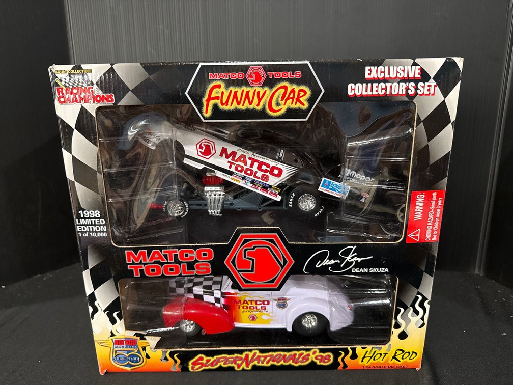 Racing Champions Matco Tools 1:24 Scale Die-Cast Car Set