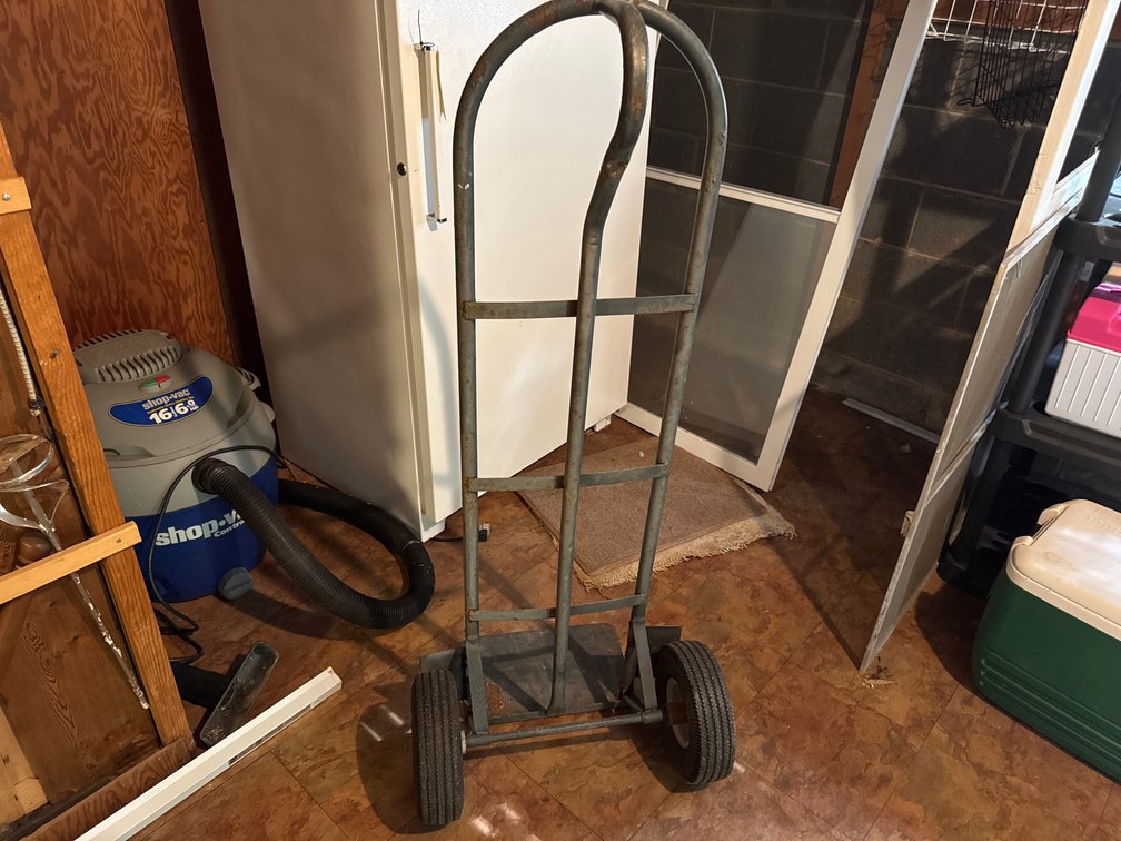 Tubular Metal Hand Truck with Pneumatic Tires