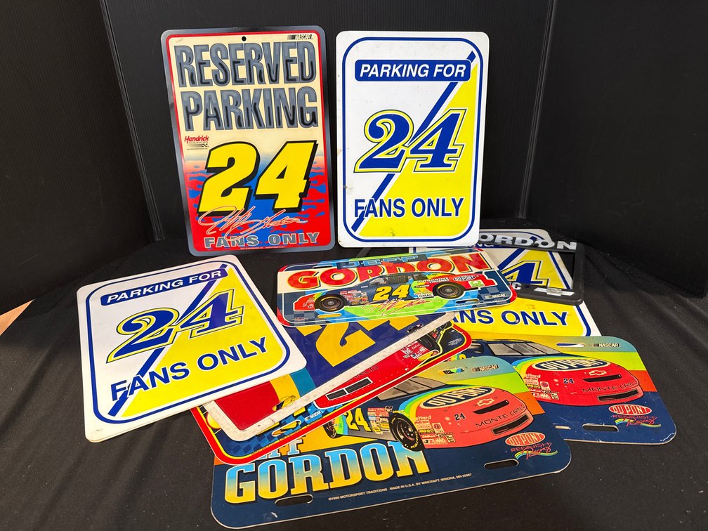 Jeff Gordon No. 24 Novelty Signs, License Plates, and Frame