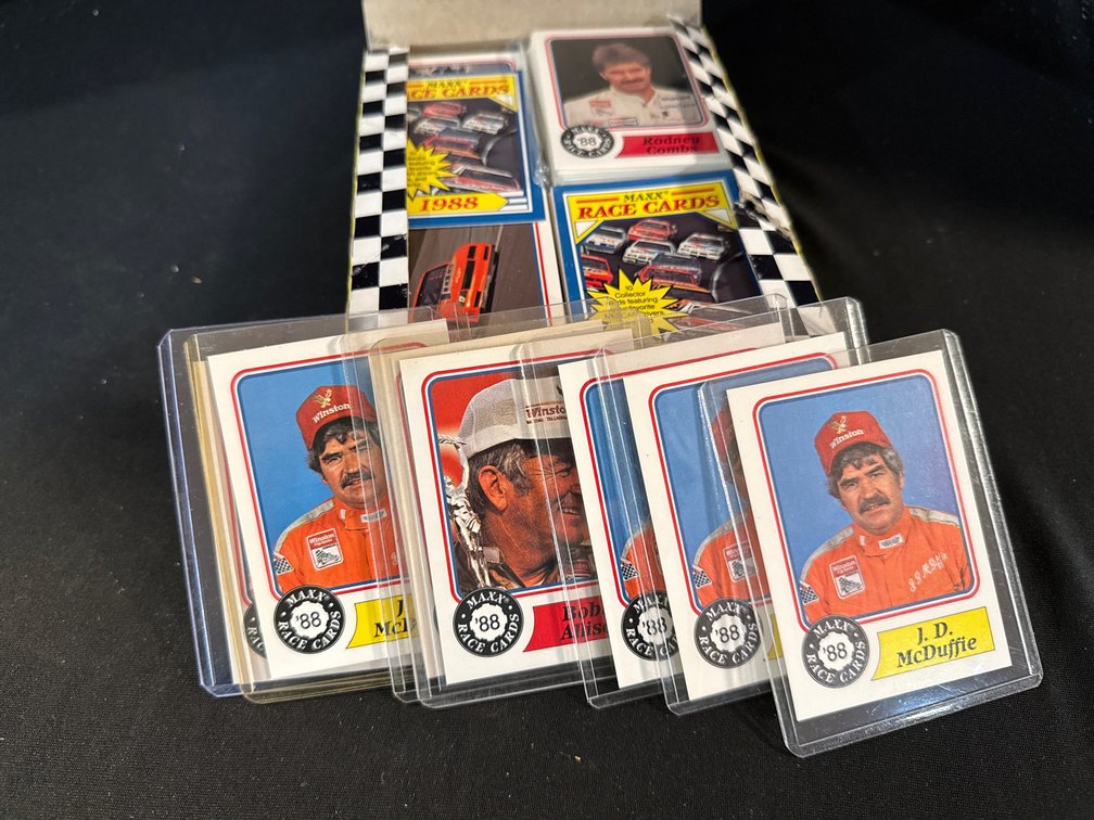 Maxx 1988 Race Cards NASCAR Display Box and Trading Cards