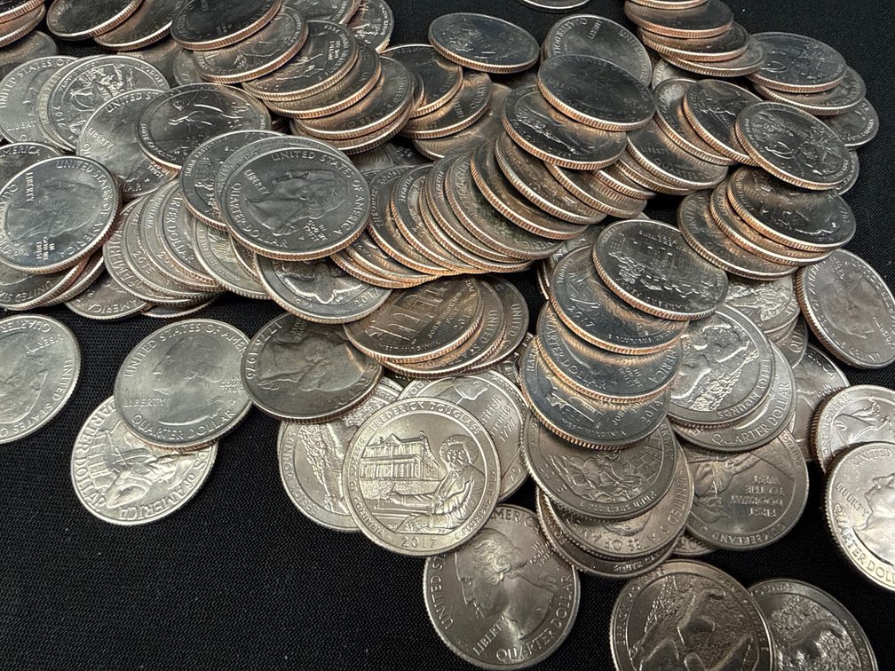 United States Clad Copper-Nickel Quarter Dollar Coins