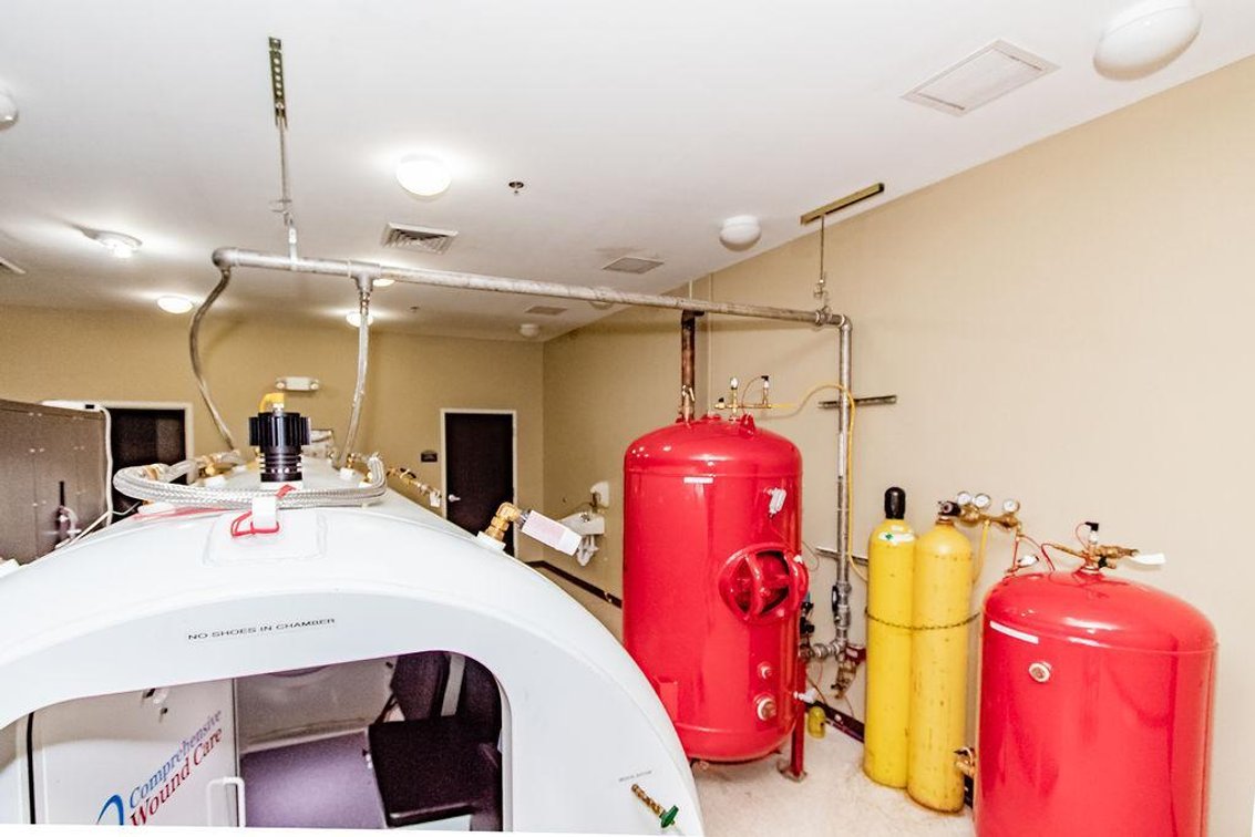 Hyperbaric Chamber & Medical Equipment