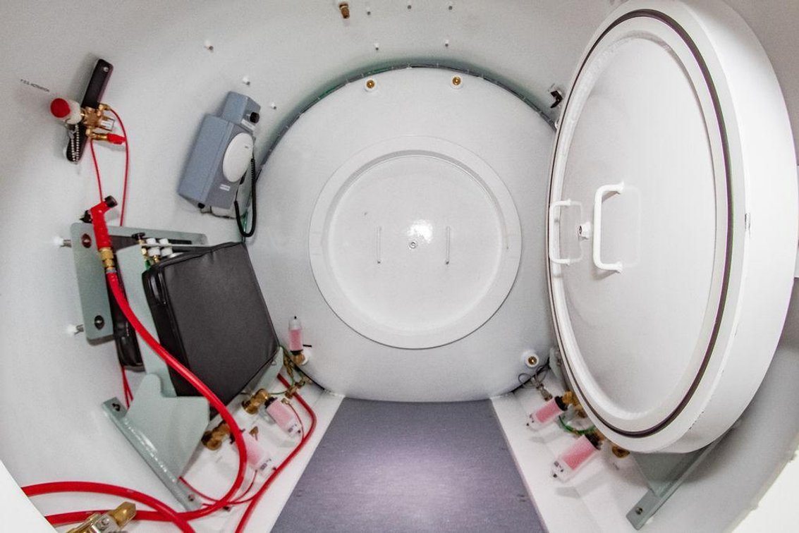 Hyperbaric Chamber & Medical Equipment