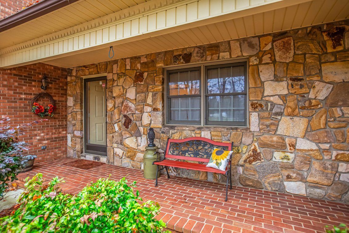 Davie County Home on 5.53 +/- Acres