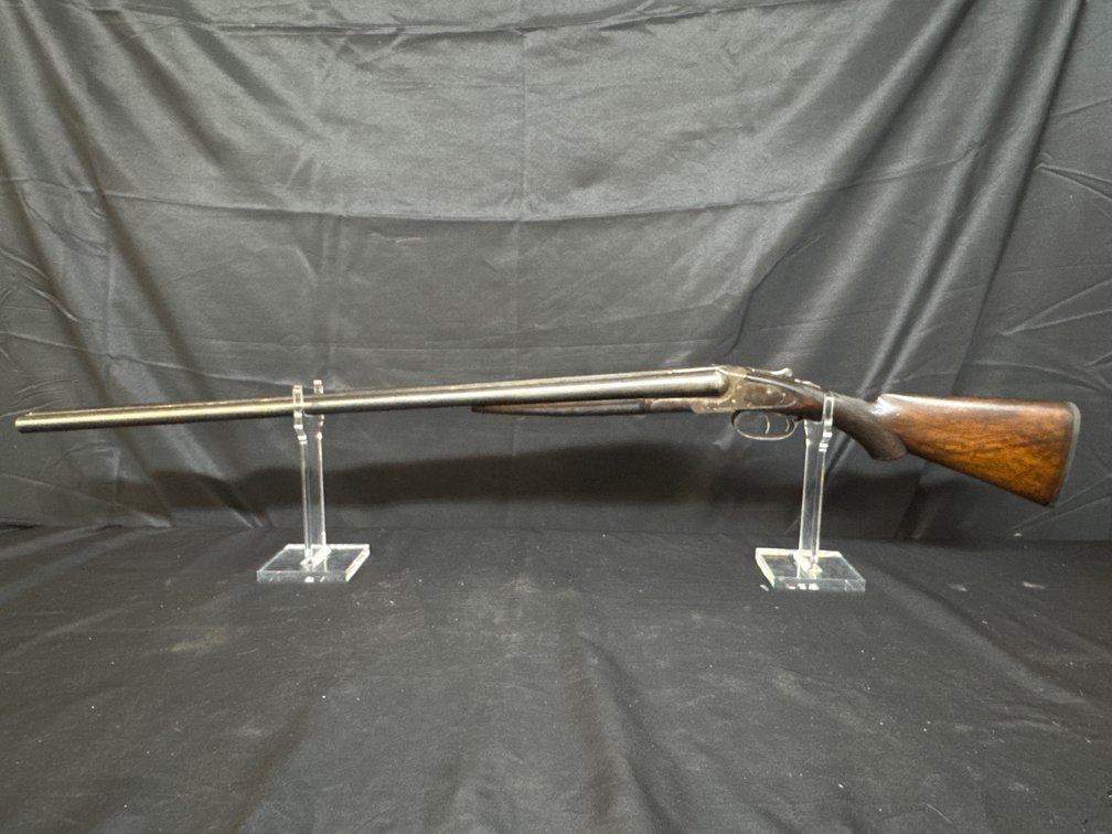A Sportsman & Collectors Auction