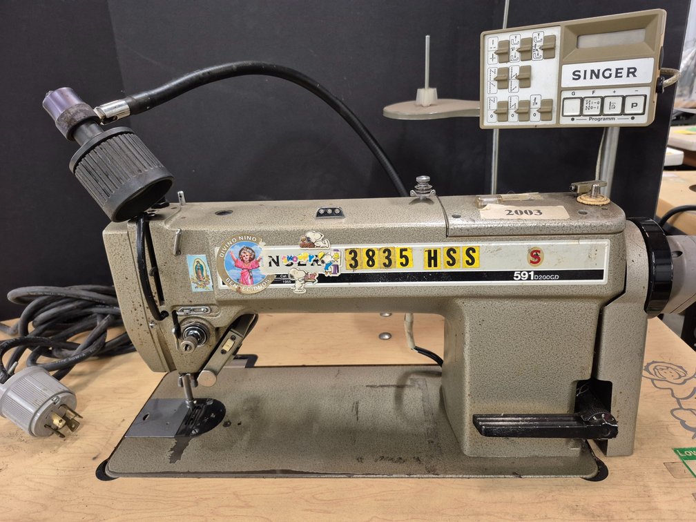 Industrial Sewing Machine