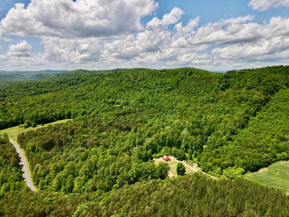 Charming Brushy Mountain Cabin on 3.929 Acres in Union Grove, NC
