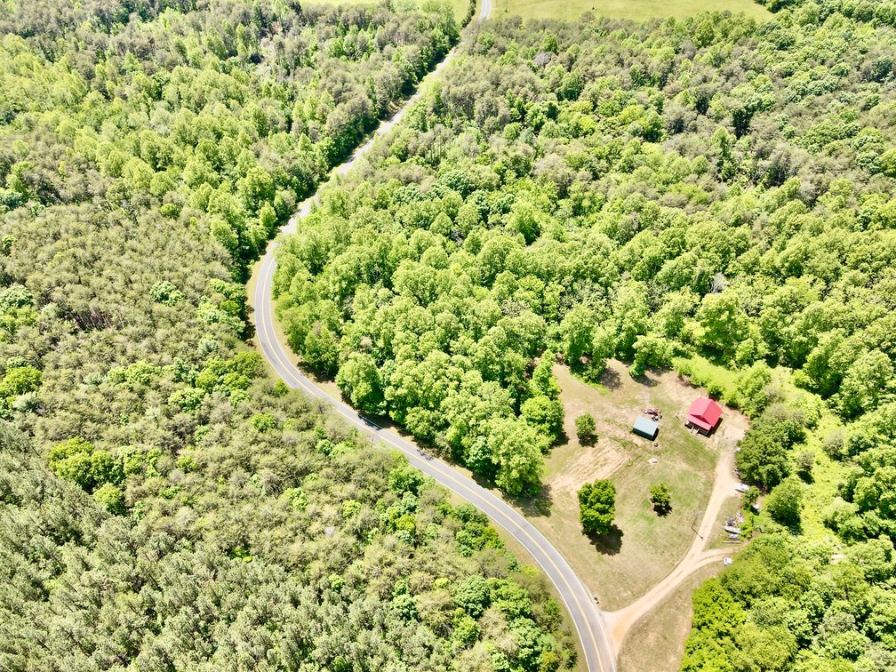 Charming Brushy Mountain Cabin on 3.929 Acres in Union Grove, NC