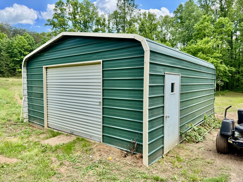 Charming Brushy Mountain Cabin on 3.929 Acres in Union Grove, NC