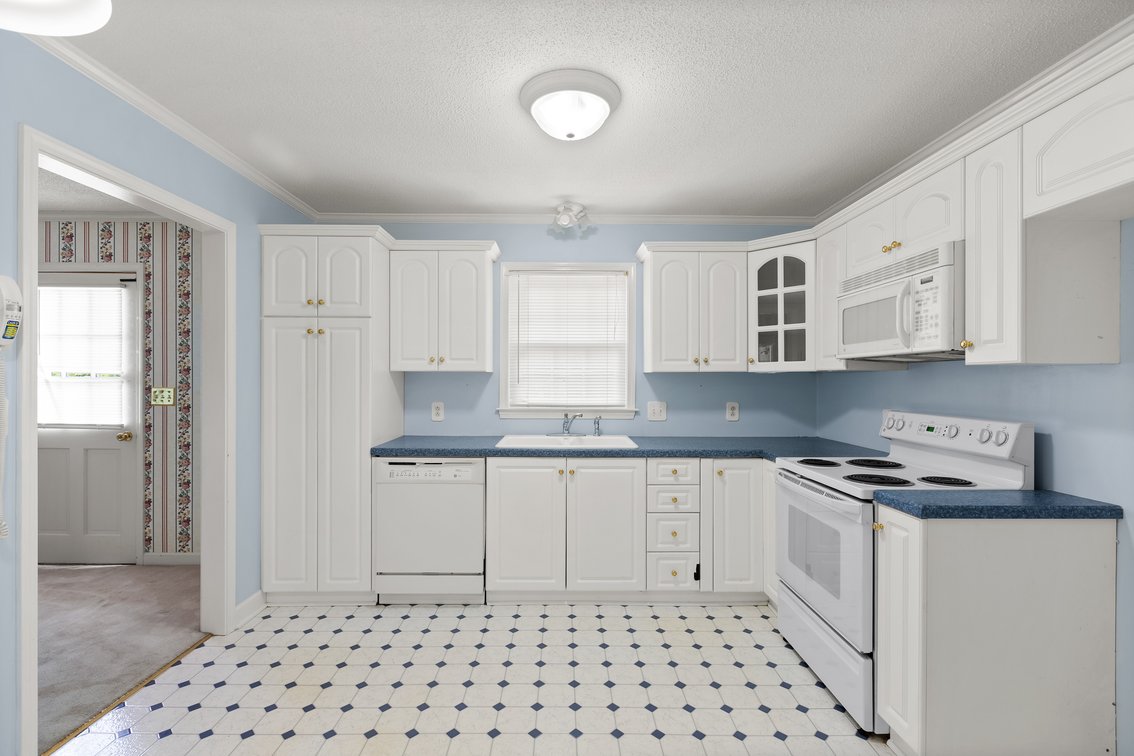 Charming Clemmons Home