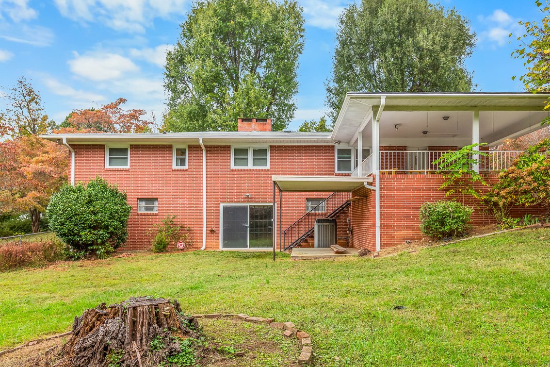 Salisbury Home on 4.5± Acres