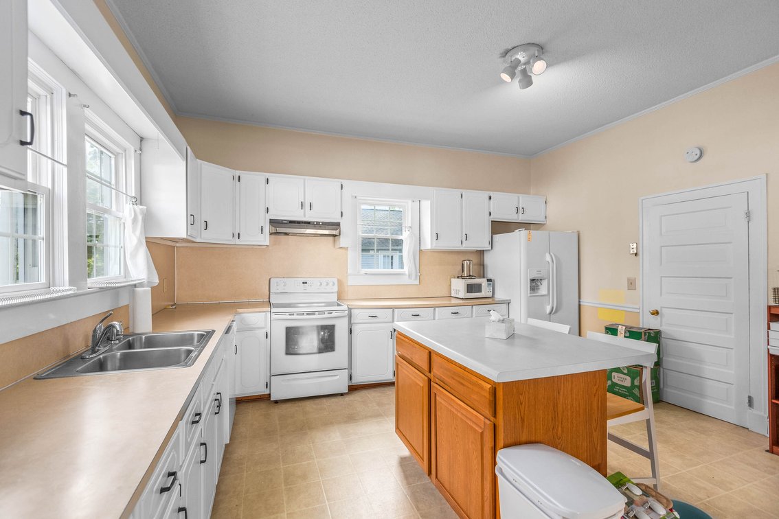 Prime Downtown Kannapolis Home