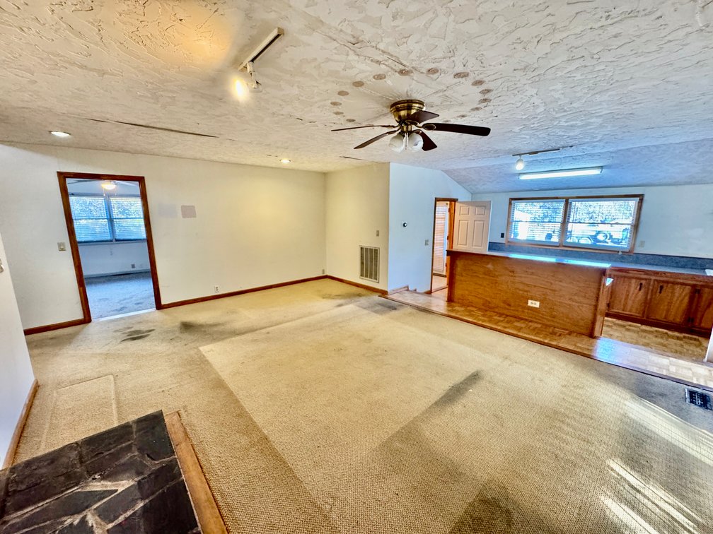 Large Home, Apartment and Acreage on Bell Farm Road, Statesville, NC