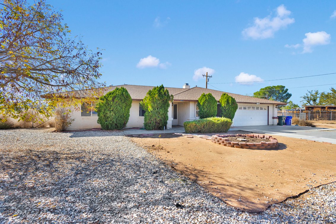 Image for Apple Valley Half Acre Retreat