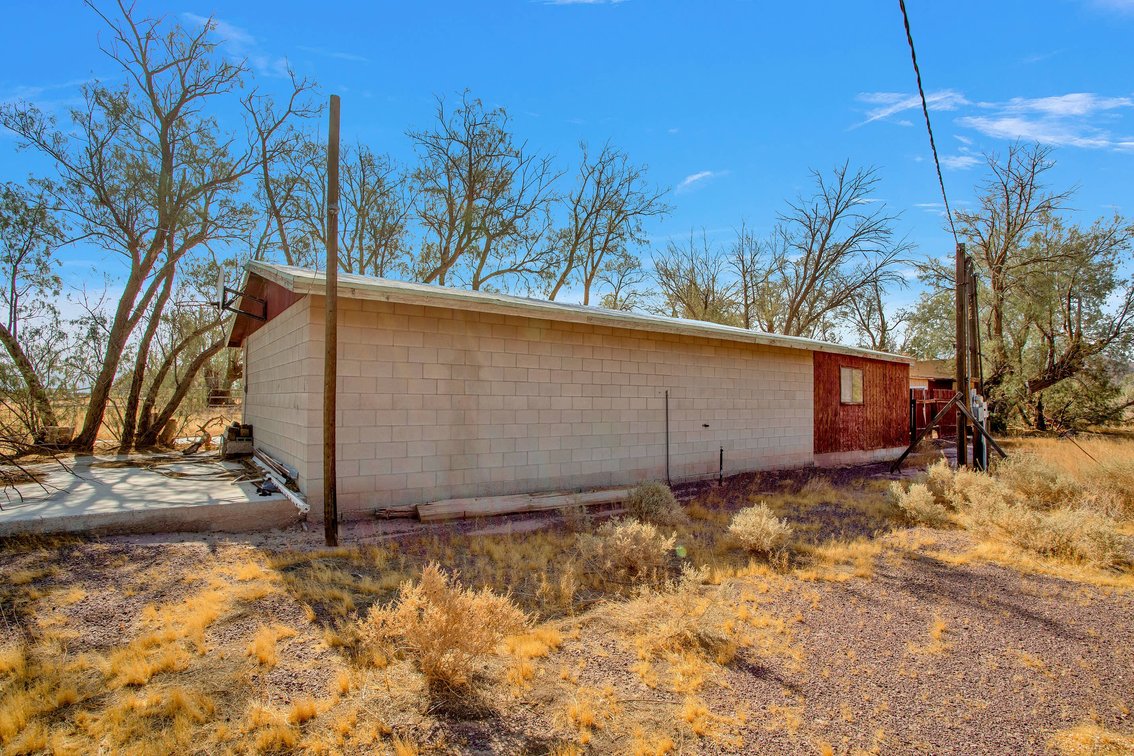 Image for Newberry Desert Ranch Retreat