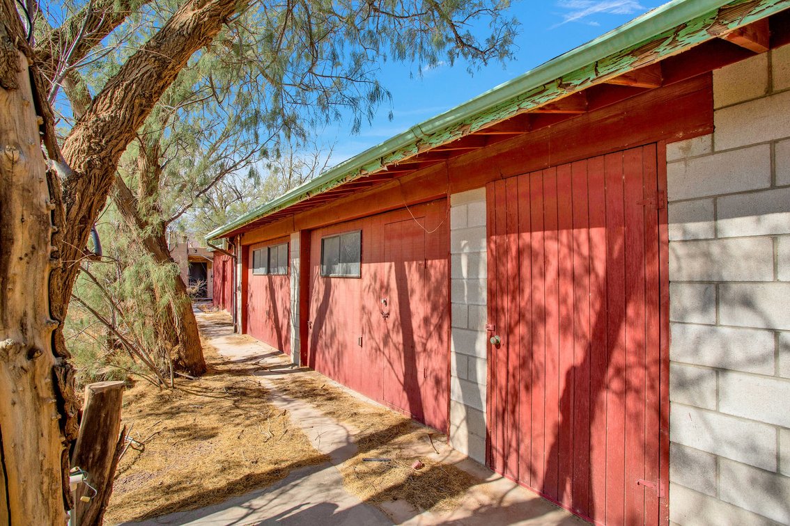 Image for Newberry Desert Ranch Retreat