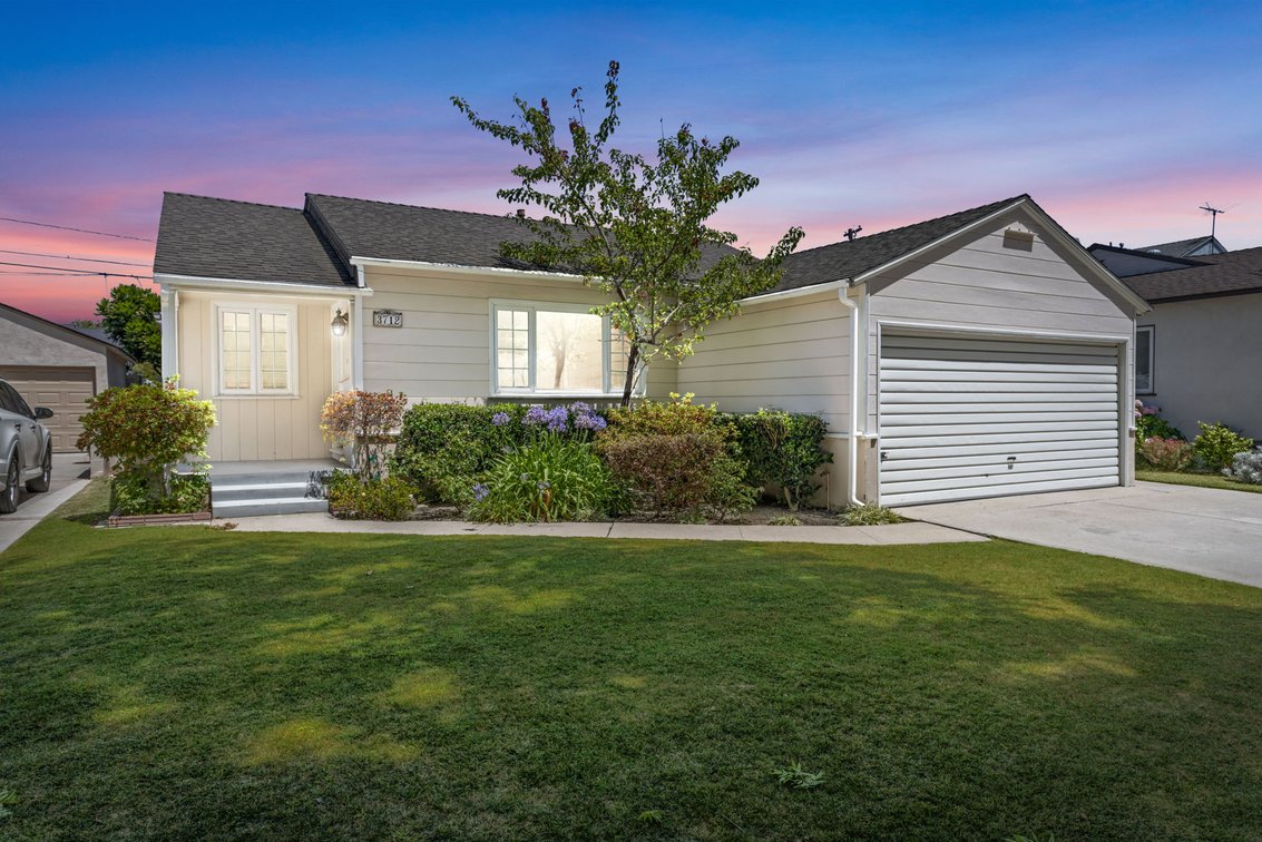 Image for Mid-Century Charm in the Heart of Long Beach