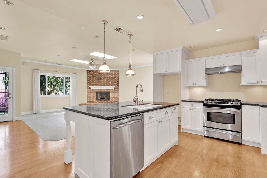 Image for Mid-Century Charm in the Heart of Long Beach