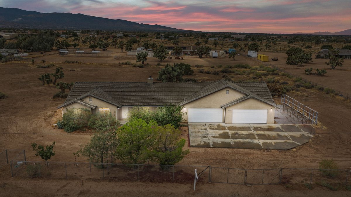 10432 Atsina, Phelan, CA 92371
