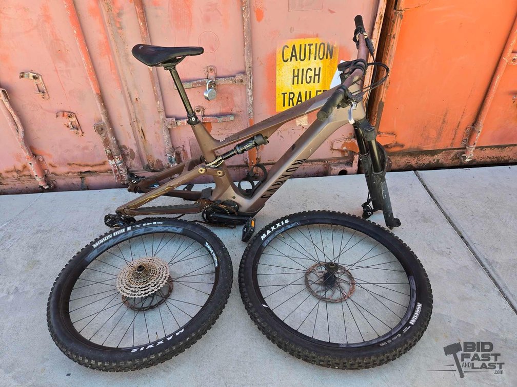 Canyon Spectral: ON CF 7 Moutian Bike Parts