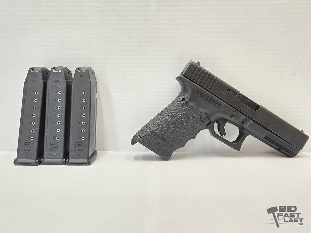 Glock 21 .45 Auto Semi-Auto Pistol