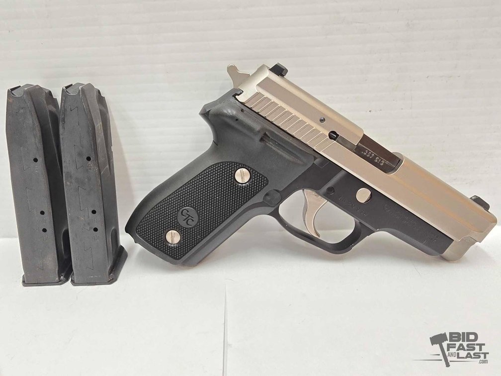 Sig Sauer P229 .357mm Sig Semi-Auto Pistol