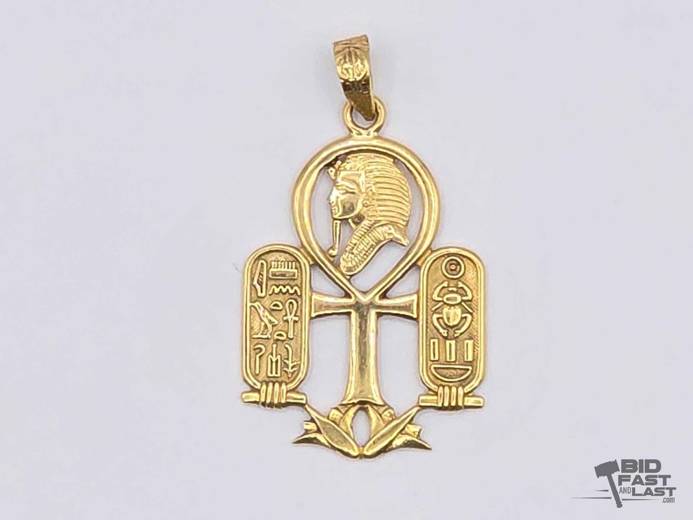 18kt Gold Egyptian Pendant