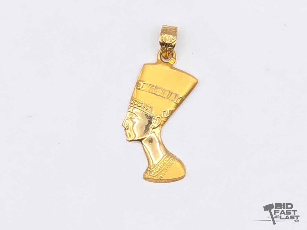 18kt Gold Egyptian Pendant