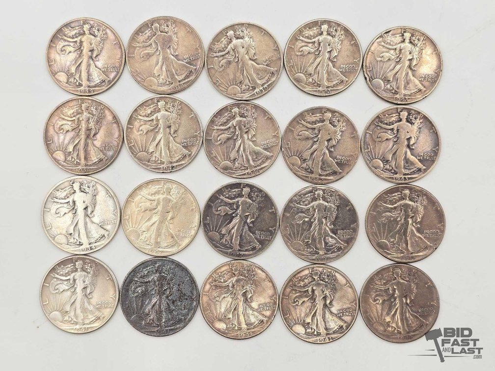 (20) Walking Liberty Half Dollars