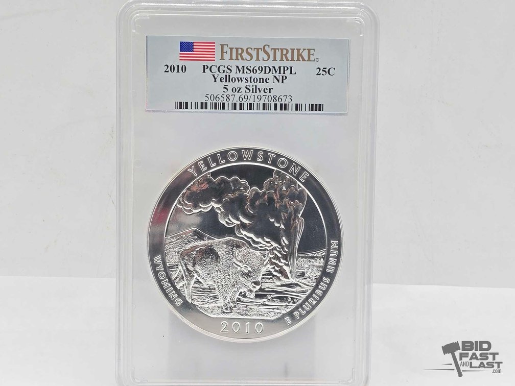 Graded 2010 Yellowstone National Park 5oz Silver Quarter