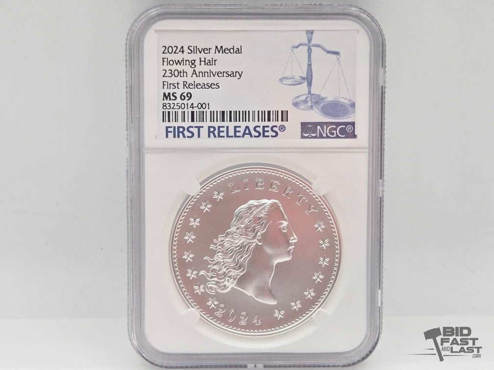 Graded 2024 230th Anniversary Flowing Hair Silver Medal