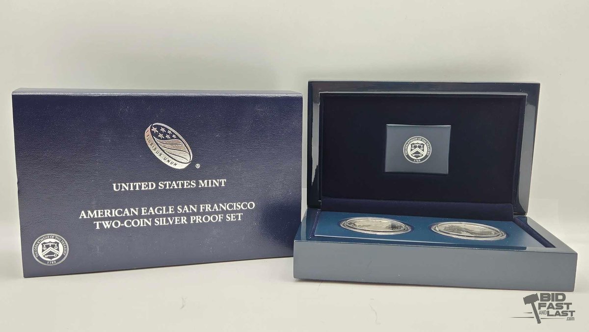 2012 American Silver Eagles Two Coin Set 2ozt