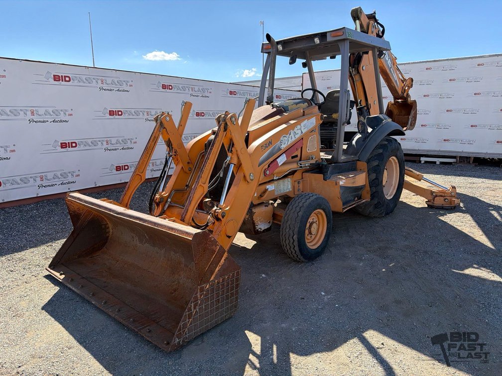 2011 Case 580N