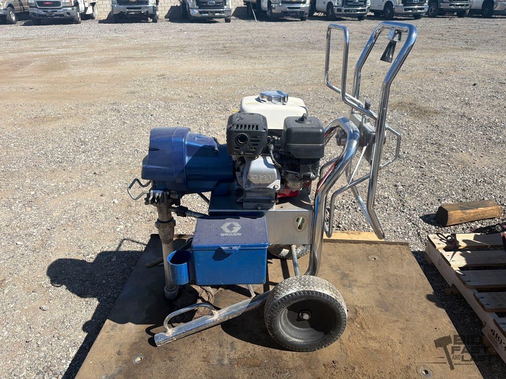 Graco GMAX II 3900 Gas Powered Airless Paint Sprayer