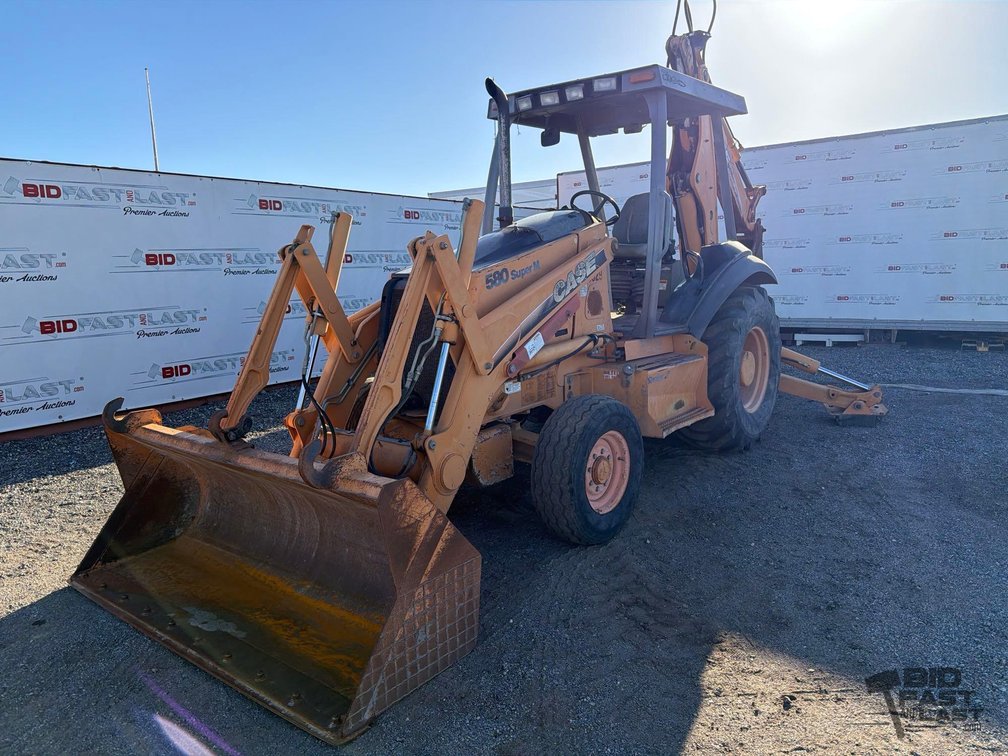 Case 580 Super M Series 2