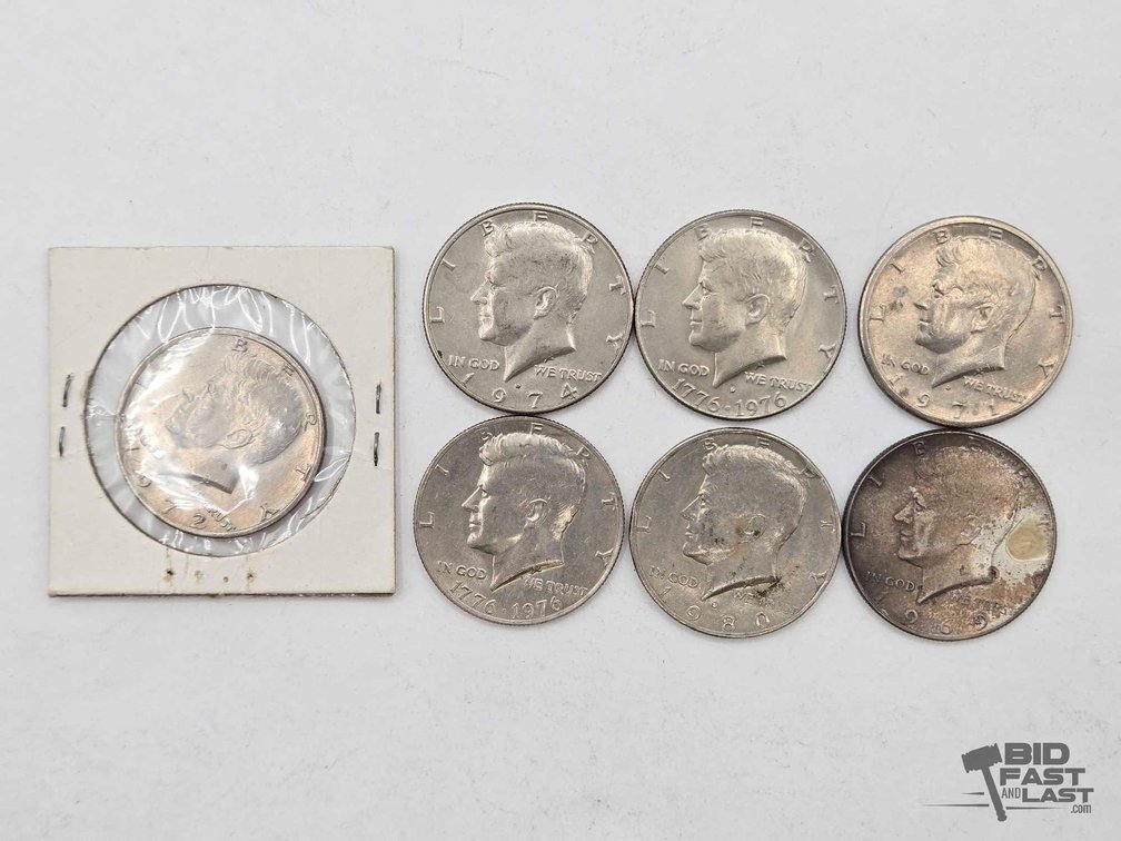 (7) Kennedy Half Dollars – Incl. One 40% Silver Half & Two Bicentennials