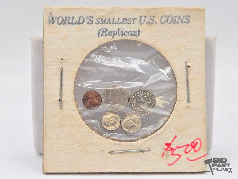World's Smallest U.S. Coins (Replicas): Five-Coin Miniature Set in Holder