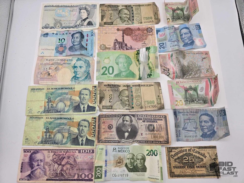 Foreign Banknotes: Canada, England, Mexico & More - Bank of England £5, Shinplaster