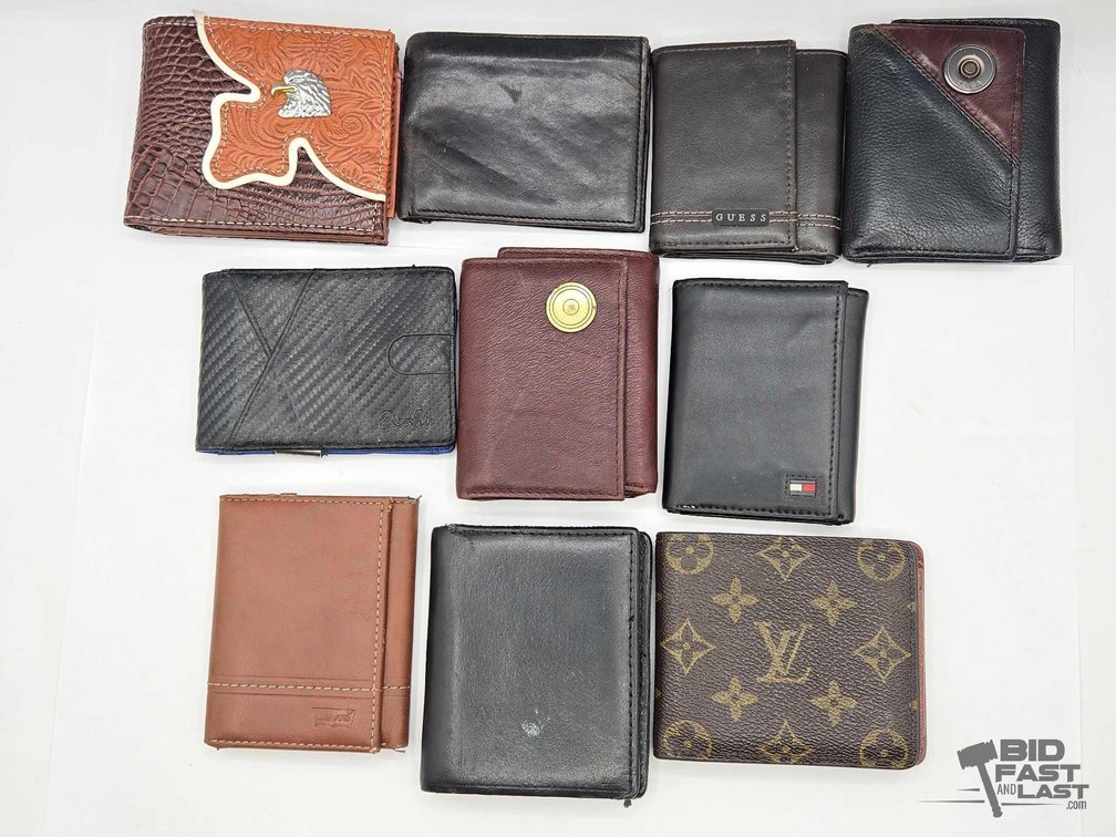 Mixed Men's Wallets Lot - Louis Vuitton, Levi's, Guess & More