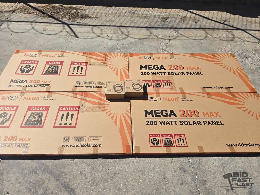 (4) Rich Solar MEGA 200 Max 200 Watt Solar Panels + (2) 30' Extension Cables