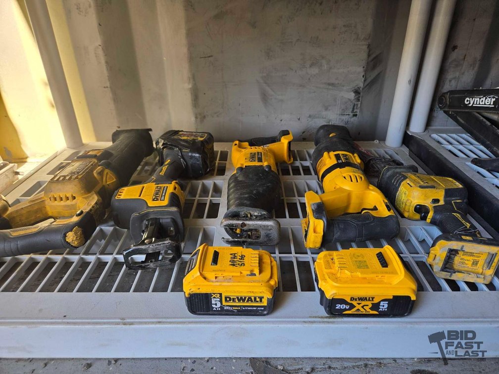 DeWalt Reciprocating Saws and Batteries