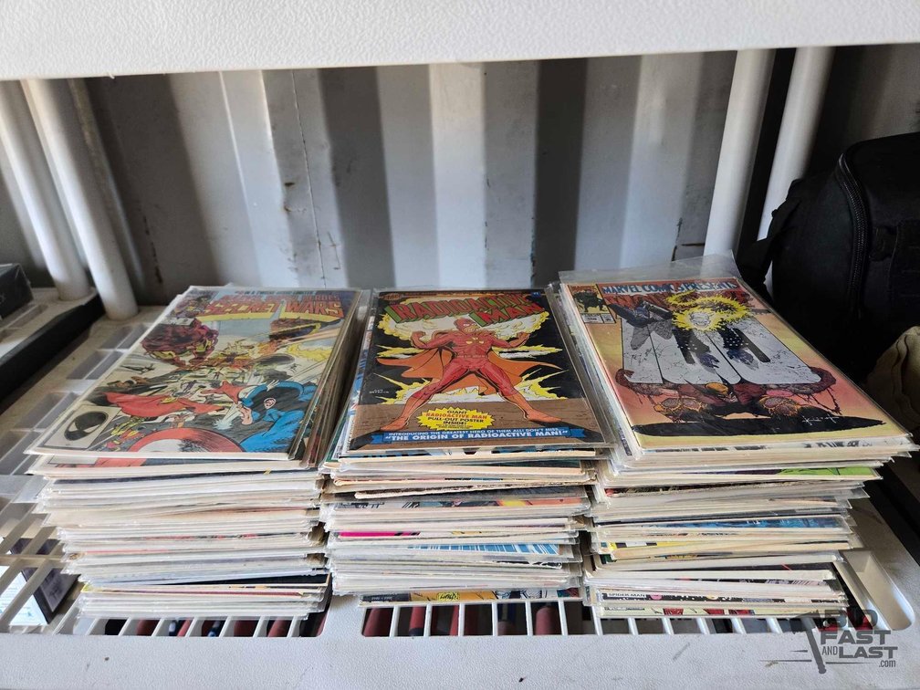 Comic Book Lot – Radioactive Man #1, Secret Wars, Marvel Comics Presents