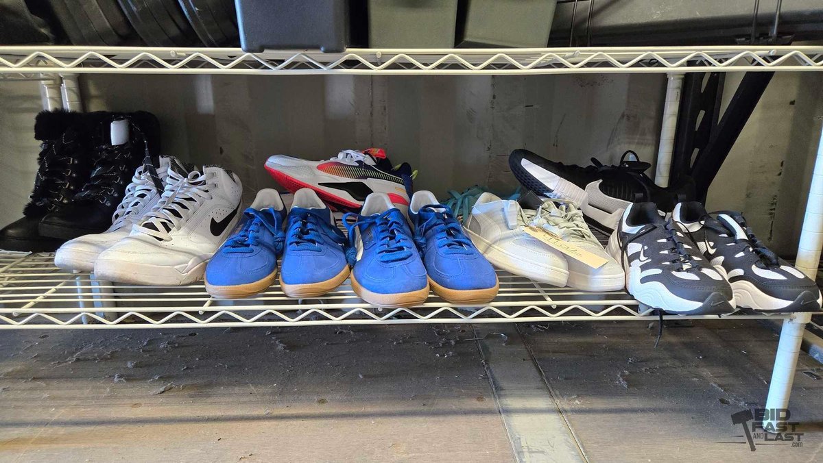 (9) Pairs of Mixed Shoes