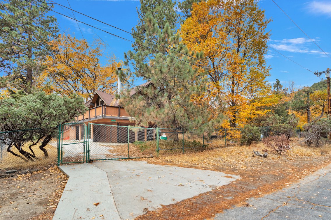 Image for Idyllwild Mountain Retreat