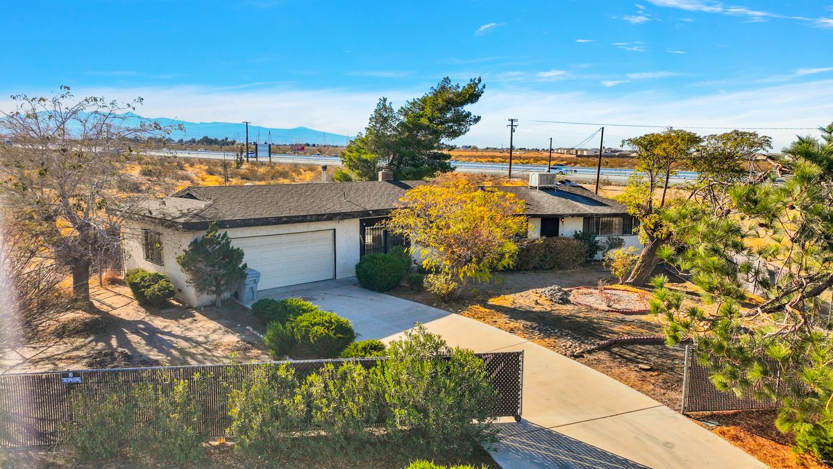 Image for Hesperia Commercial Advantage