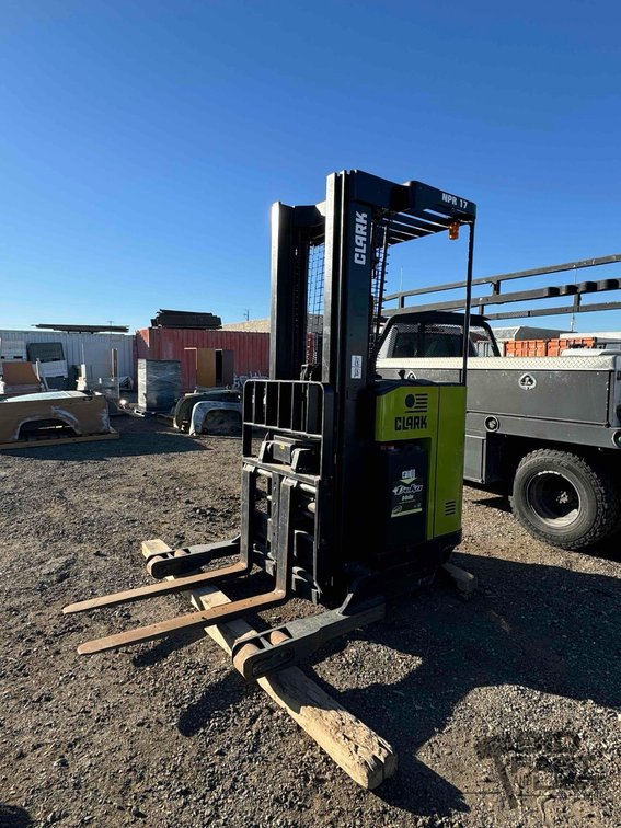 Clark NPR17 Forklift